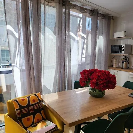 Ana's Home, Canelinas Beach, Portonovo * 산신소