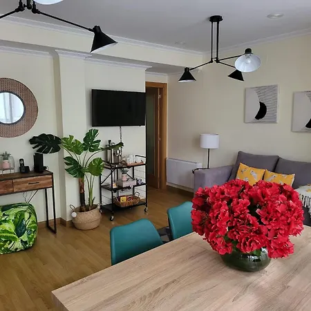 Ana's Home, Canelinas Beach, Portonovo * 산신소